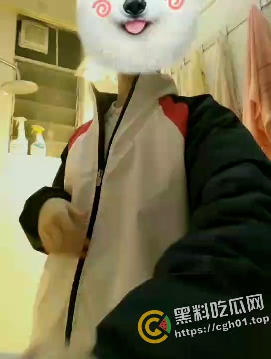 衡水中学妹子洗澡自拍 发给男同学满足变态羞耻心 高考前帮同学舒缓压力是吧-1