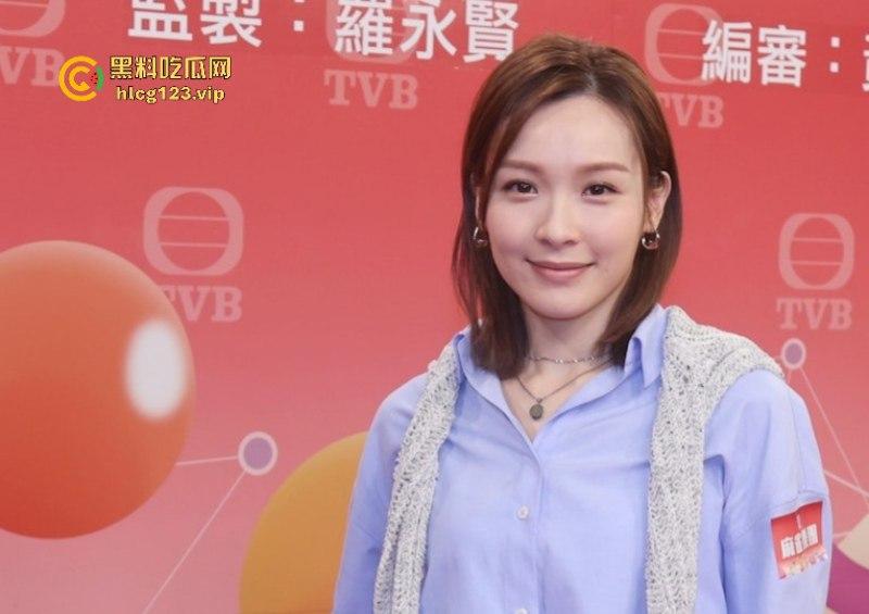 香港TVB新晋视后【李佳芯】港剧女神大学时期黑历史流出！极品身材尤物看着都爽！-4