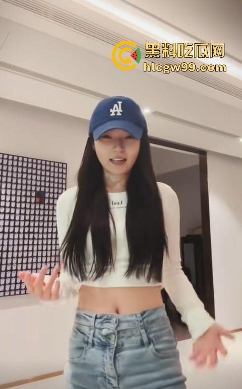 750万粉丝网红『李雨菲 』惊天爆料，舅舅新年祝福引发噩梦 回忆童年被猥亵细节全网炸裂！-2