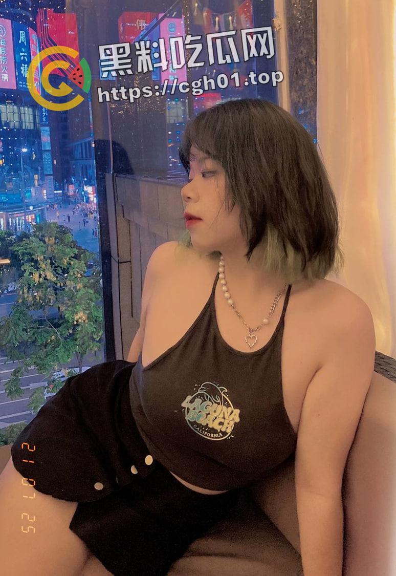 瓜友投稿！广西涠洲岛上的艳遇 肥美人妻的鲍鱼比真的水还多-2