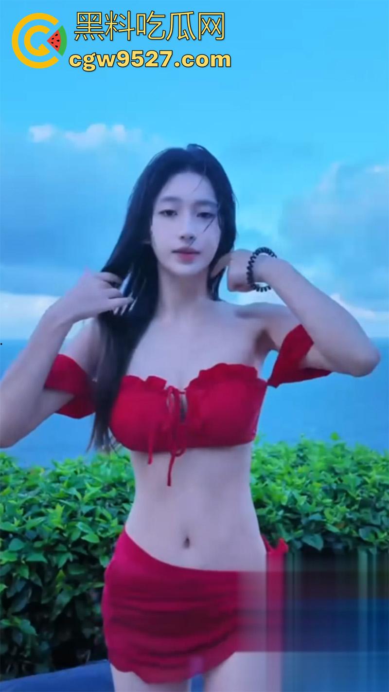 抖音54W粉丝网红【丘隹亘】，外表女神内在骚鸡，和男友恋爱期间，约炮榜一大哥卖逼，被男友曝光实锤！-3