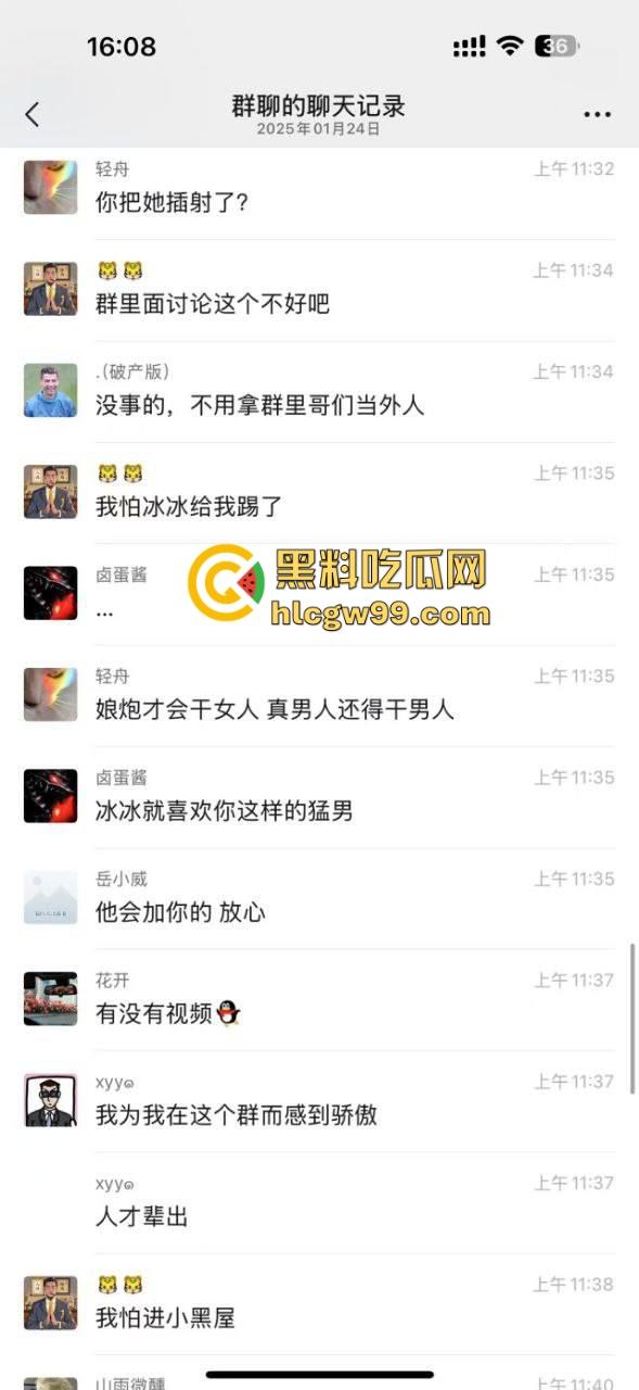 逆天老哥面基大屌萝莉，边爆菊边手淫，一夜大战酣畅淋漓，润滑油整整用了一瓶全见底，这画面太狠了！-4