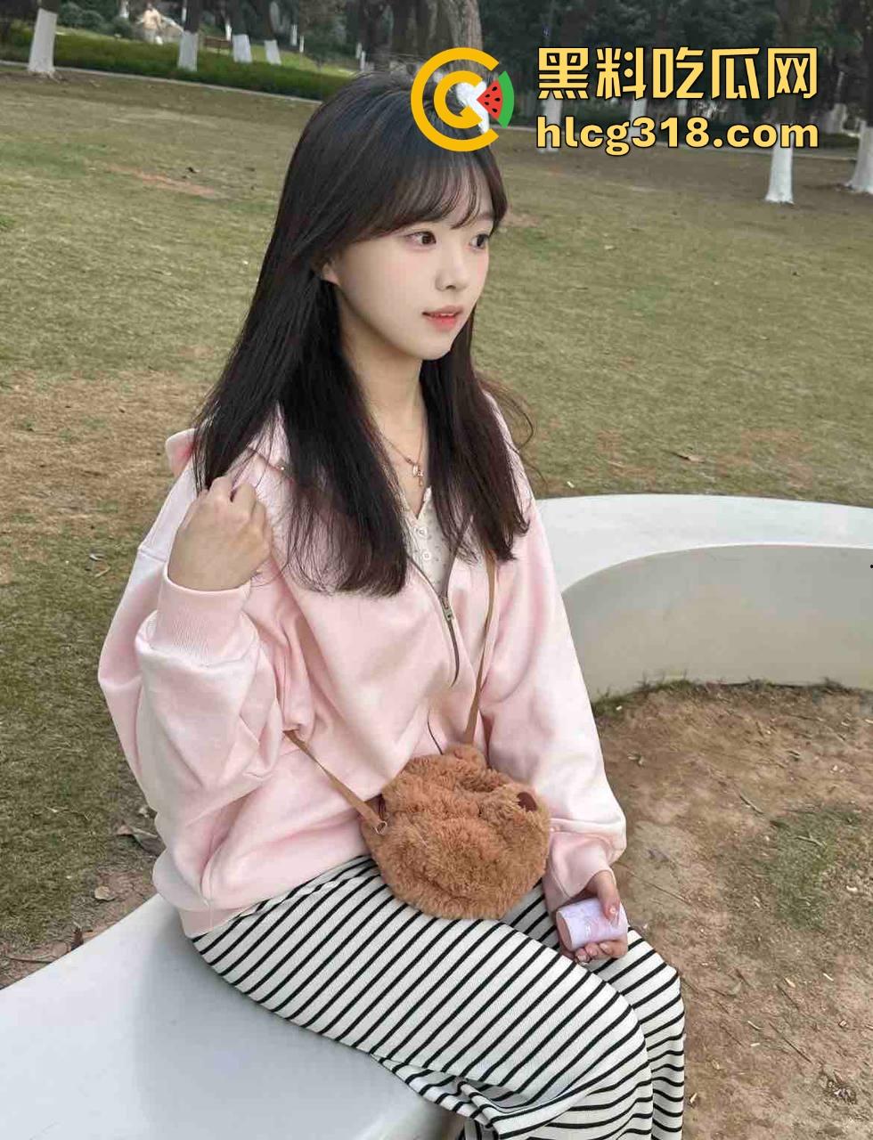 深圳18岁毕业嫩妹刚毕业就当鸡，张口就5000包夜，2500连口都不给，瓜友砸钱要曝光小辣鸡！-11