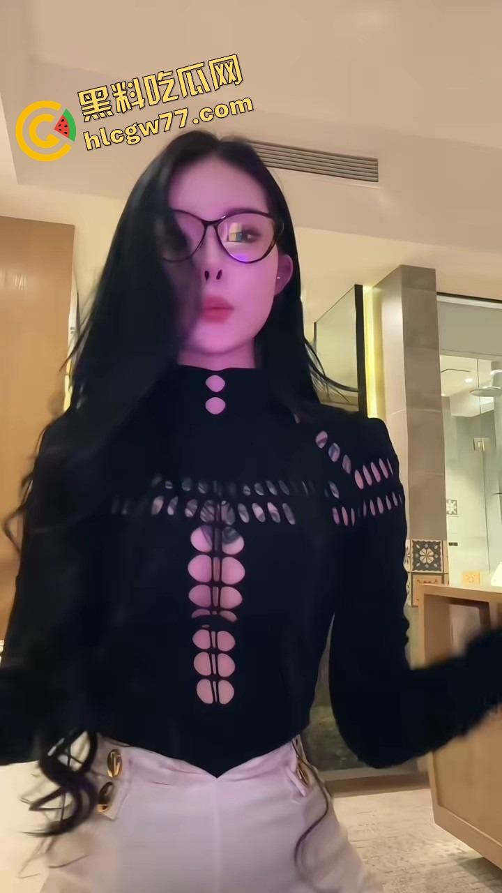 抖音8万粉小网红【神仙姐姐】翻车 纹身御姐表面高冷 私下被金主调教成听话母狗 不雅视频疯传!-8