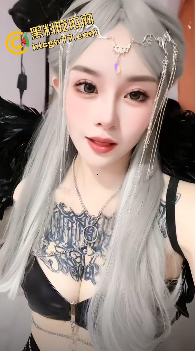 抖音8万粉小网红【神仙姐姐】翻车 纹身御姐表面高冷 私下被金主调教成听话母狗 不雅视频疯传!-13