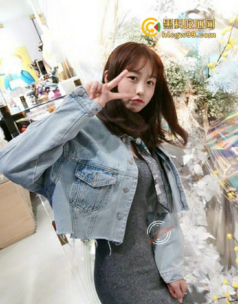 没有什么比日常啪啪日逼自拍更带劲，沉浸式上位后入，高颜值反差妹高潮浪得呻吟，这画面谁看了不硬？-3