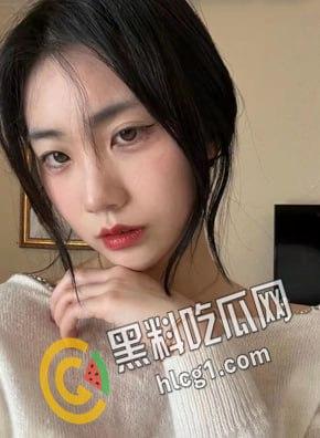 推特反差健身网红 悲哀小狗 高颜值女神自慰福利秀 JK装 豹纹裙白丝袜 诱惑满满！-5