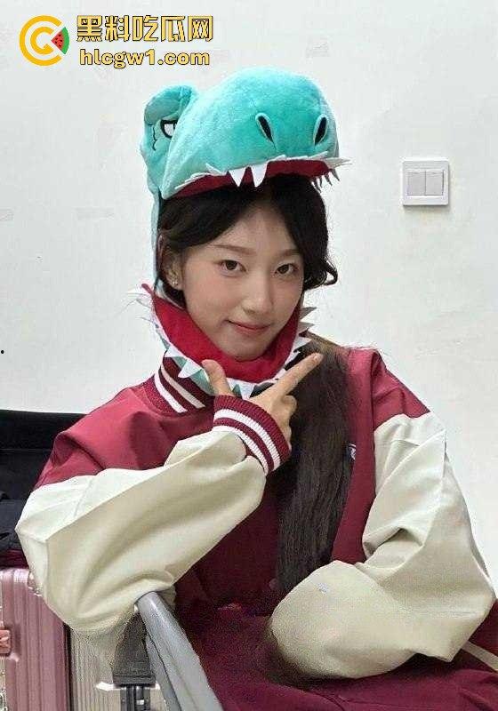 郑州职院【郑心妍】不雅视频曝光!清纯妹子被前男友曝丑,燥热的心让情趣生活全网震惊!-2