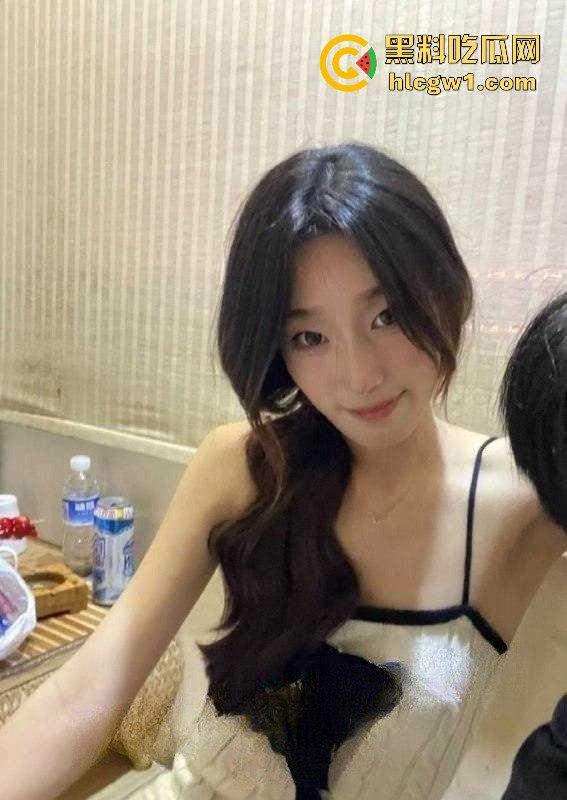 郑州职院【郑心妍】不雅视频曝光!清纯妹子被前男友曝丑,燥热的心让情趣生活全网震惊!-3