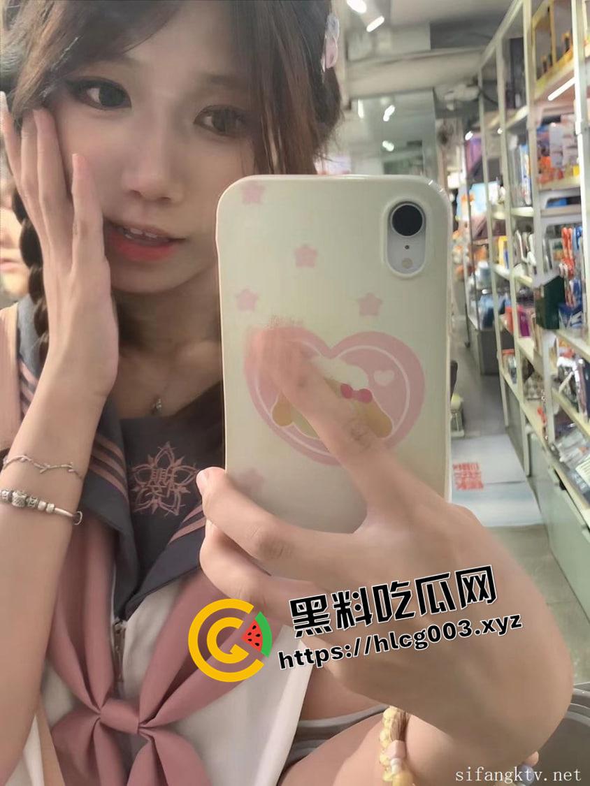 极品露脸萝莉【欢欢】第二弹！超全流出整理合集 主动掰开粉嫩双穴 口腔展示完美口爆圣体-10