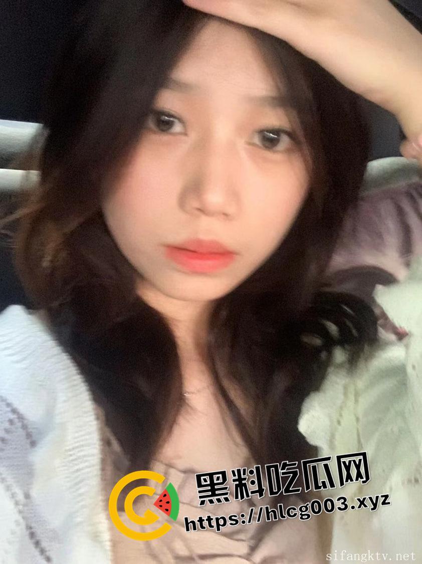 极品露脸萝莉【欢欢】第二弹！超全流出整理合集 主动掰开粉嫩双穴 口腔展示完美口爆圣体-12