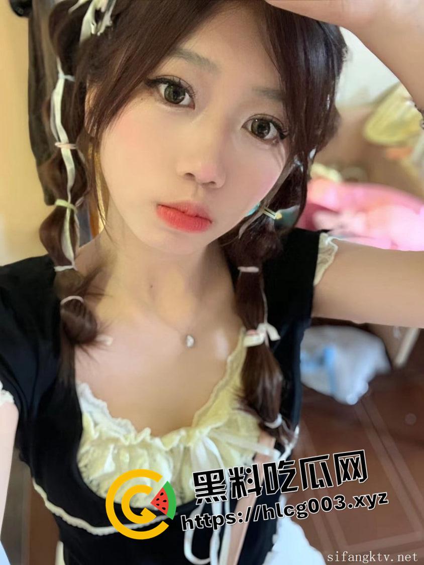 极品露脸萝莉【欢欢】第二弹！超全流出整理合集 主动掰开粉嫩双穴 口腔展示完美口爆圣体-14