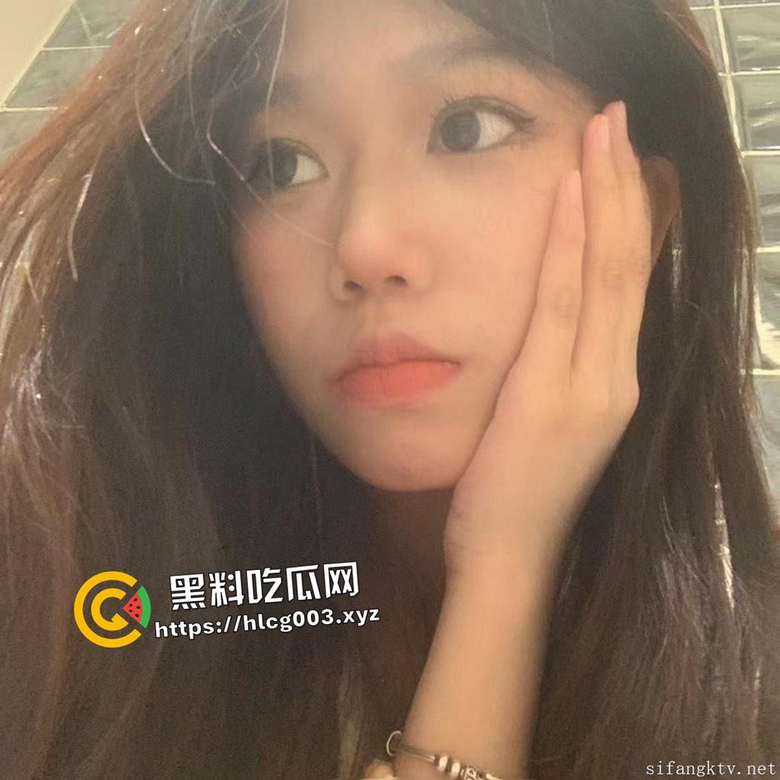 极品露脸萝莉【欢欢】第二弹！超全流出整理合集 主动掰开粉嫩双穴 口腔展示完美口爆圣体-21