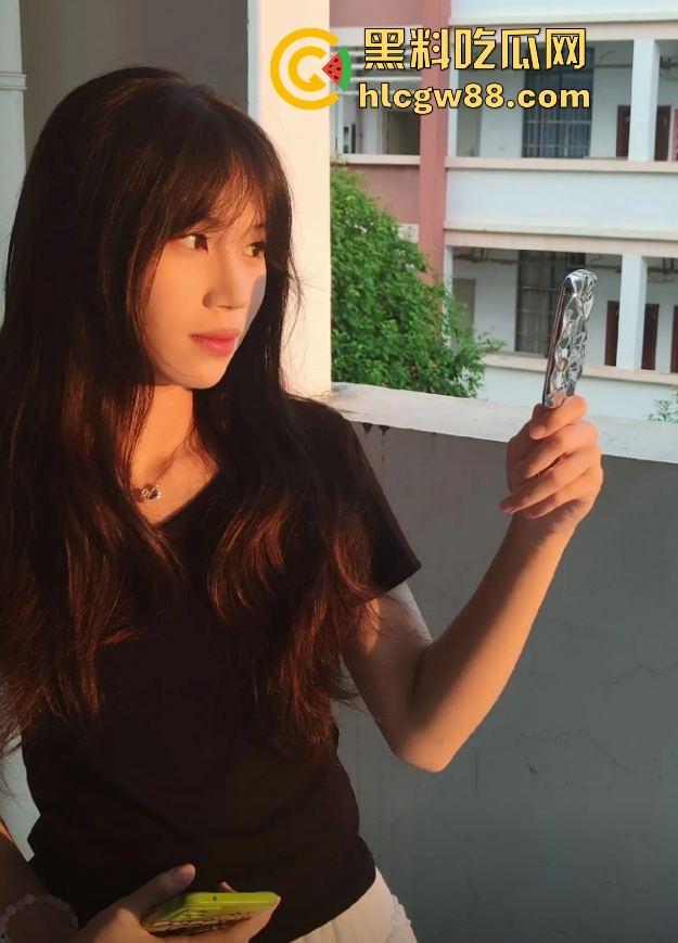 19岁师范浪娃『庄小慧』不恋爱只操炮,周六酒店速干嫩洞来一发,网上母狗骗子横行,兄弟们捅逼别翻车!-3