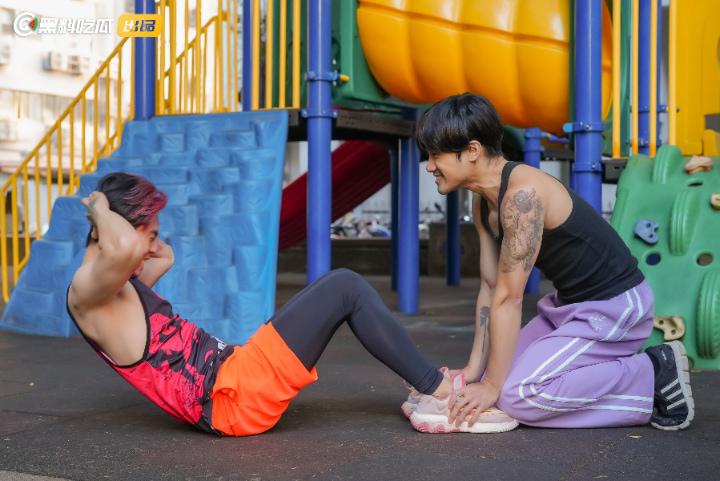 黑料吃瓜网出品-《江南第一小屌童锦程798&吴柳芳之花小龙&王老师爱情故事》第三集！-9