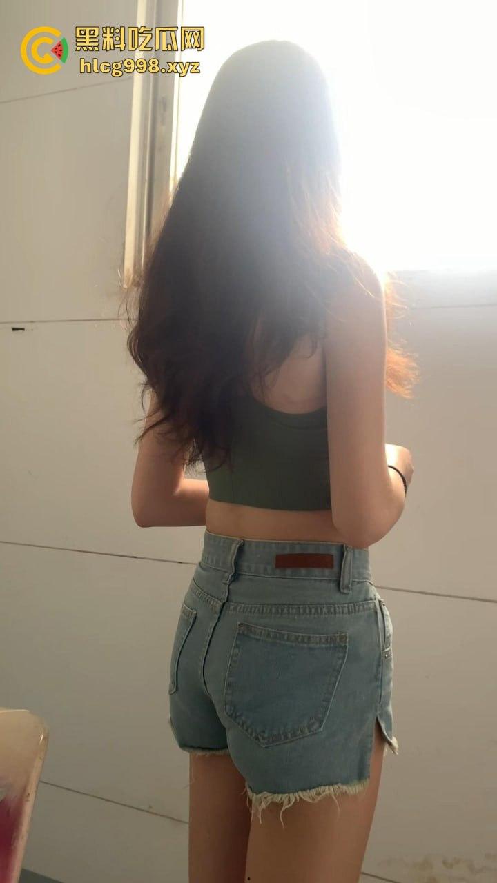 台湾模特【汪淼】骚气十足！情趣内衣轮着换，大长腿让老公天天交公粮撑不住！-5