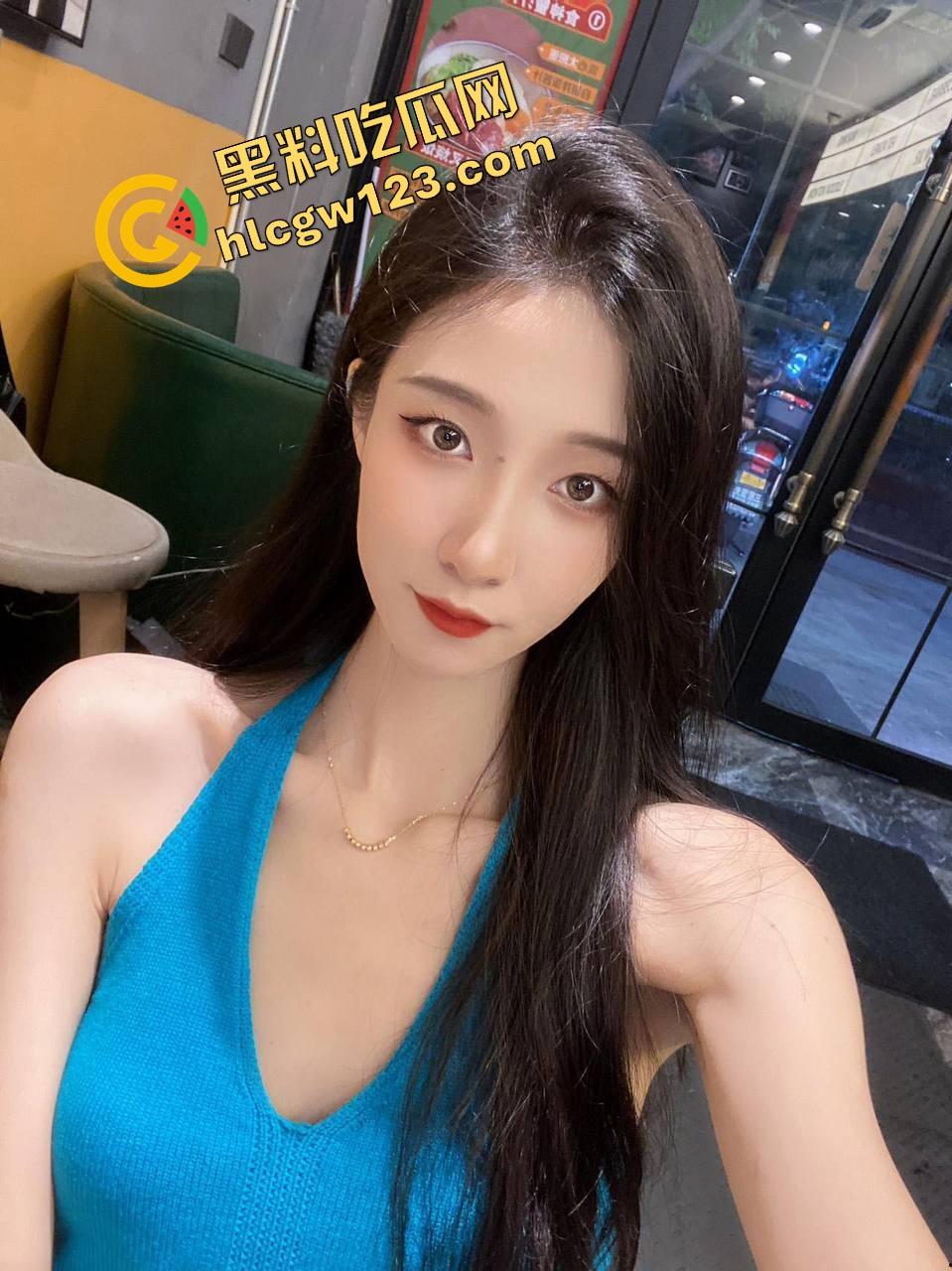 浙大是985 她是9X5【林依依】保研女神用乳头写作业，高颜值学姐被捆成狗，逼里插蜡全程湿！-2