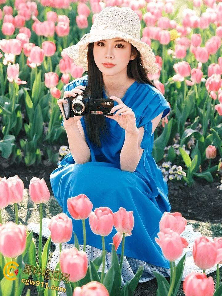 广东阳江纹身少妇【邢道伟】，高颜值尤物被炮友调教，蒙眼下腰撅臀后入，操的淫水滋滋作响 !-2