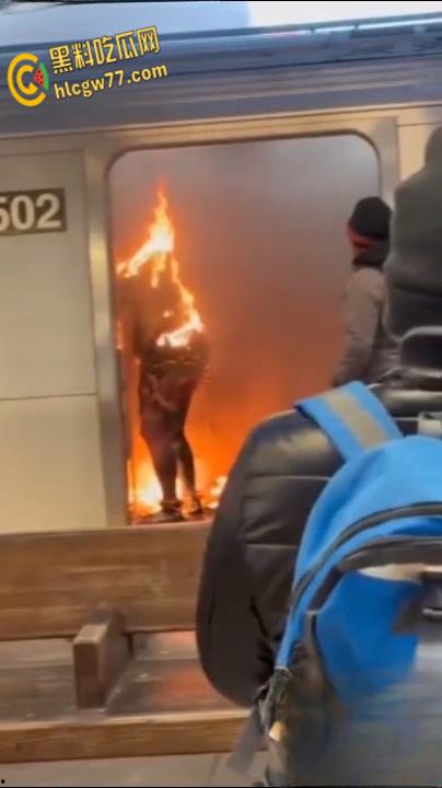纽约地铁炼狱,危地马拉移民【塞巴蒂奥·萨佩塔 】纵火烧死女子,冷眼玩火震慑人性深渊!-5