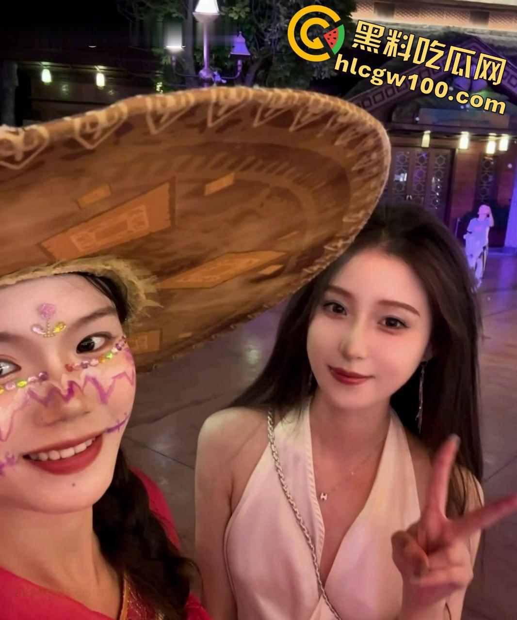 传媒大学清纯校花级女神【吴丽雅】风格多变可欲可甜，人美逼遭罪再美也没用，被渣男插腻了照样曝光！-4