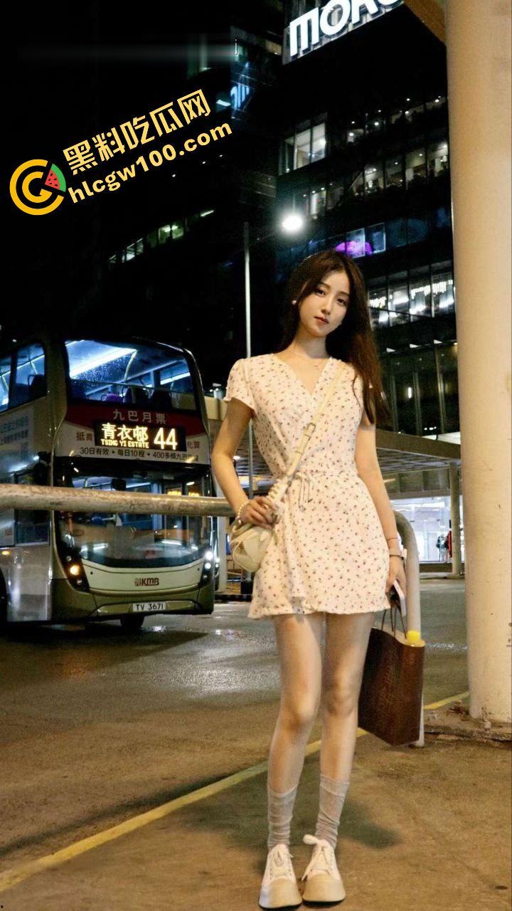 传媒大学清纯校花级女神【吴丽雅】风格多变可欲可甜，人美逼遭罪再美也没用，被渣男插腻了照样曝光！-8