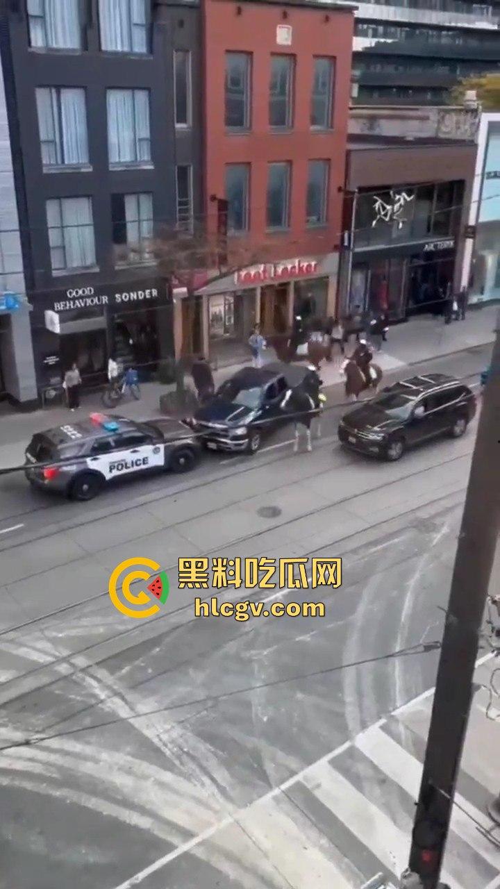 多伦多11月2日上演现实版警匪追逐！downtown街头劫车事件，比大片还带劲！-13