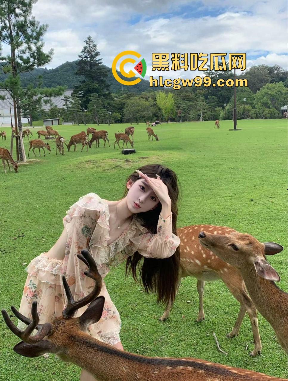 性感秘书被经理带到电竞酒店，蒙眼黑丝大长腿成天然炮架子，华伦天奴加攻速大屌疯狂撞击，还被偷拍全网疯传！-6