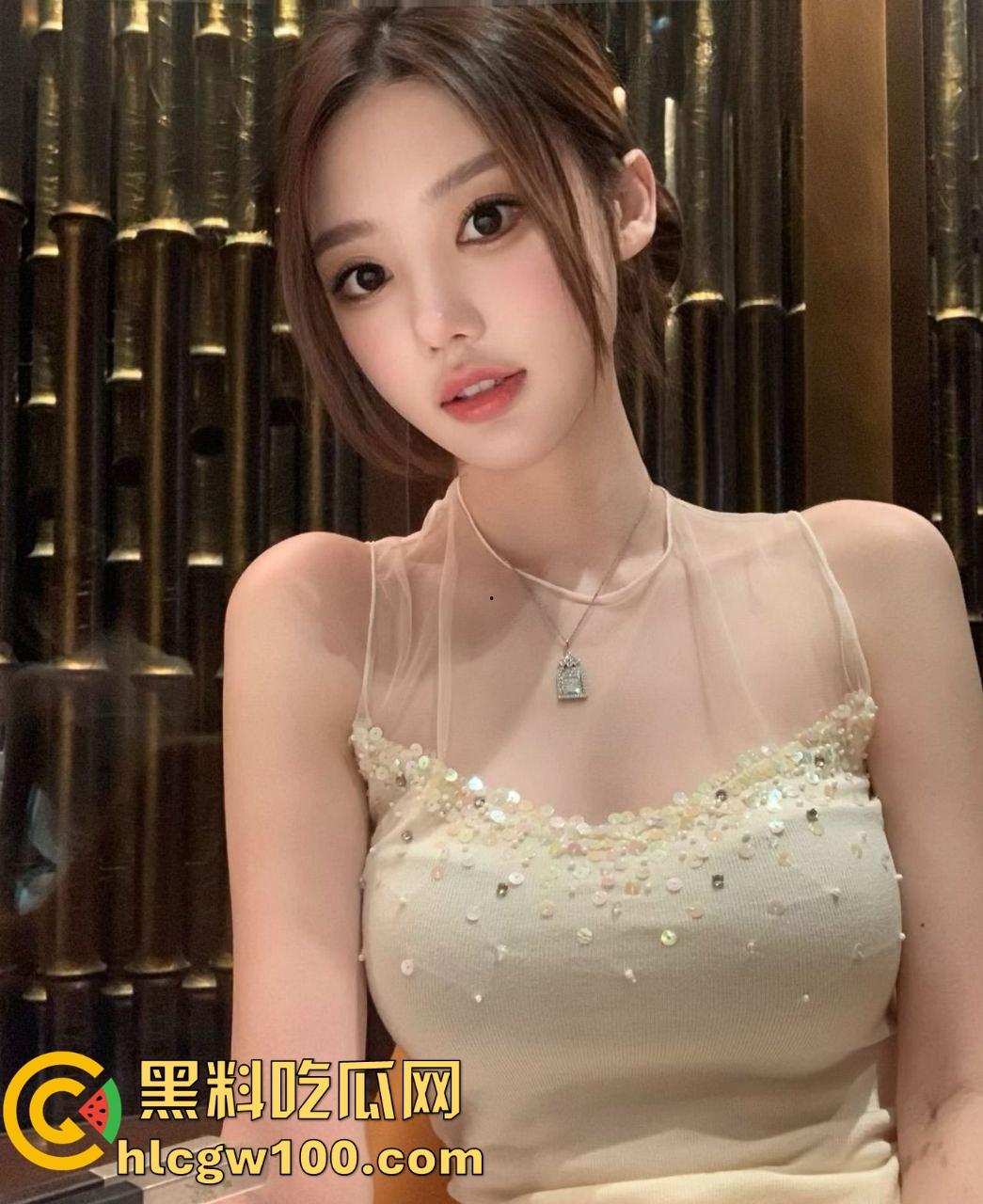 你以为是名媛？其实是黄播女！暴力打边挣钱边挨操，用逼抽烟不会吐烟圈直接被骂差评！-4