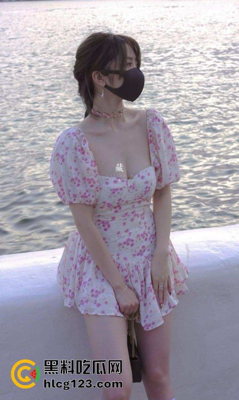 HongKongDoll玩偶姐姐「秋日清晨」9月最新写真重磅回归！清晨含住大屌的画面依旧经典，瓜友速来围观！-4