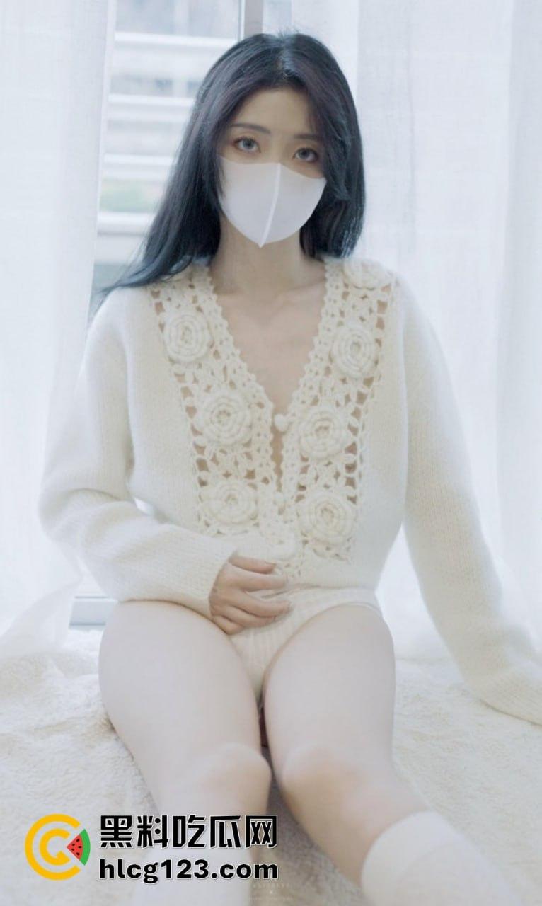 HongKongDoll玩偶姐姐「秋日清晨」9月最新写真重磅回归！清晨含住大屌的画面依旧经典，瓜友速来围观！-13