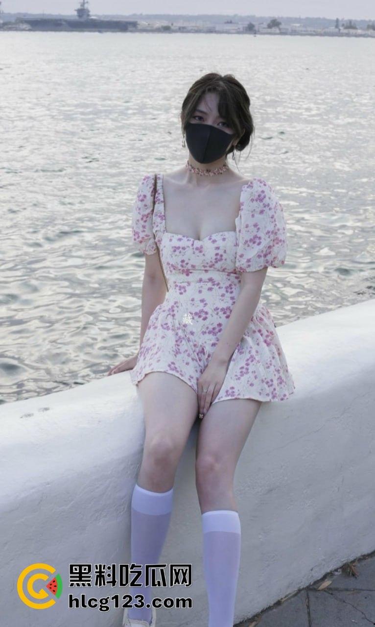 HongKongDoll玩偶姐姐「秋日清晨」9月最新写真重磅回归！清晨含住大屌的画面依旧经典，瓜友速来围观！-17