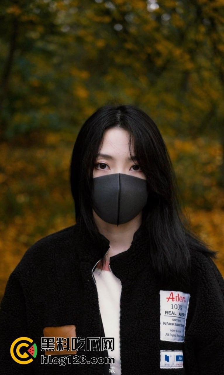 HongKongDoll玩偶姐姐「秋日清晨」9月最新写真重磅回归！清晨含住大屌的画面依旧经典，瓜友速来围观！-40