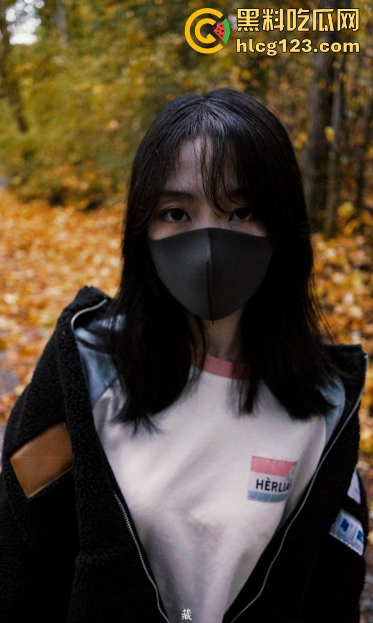 HongKongDoll玩偶姐姐「秋日清晨」9月最新写真重磅回归！清晨含住大屌的画面依旧经典，瓜友速来围观！-68