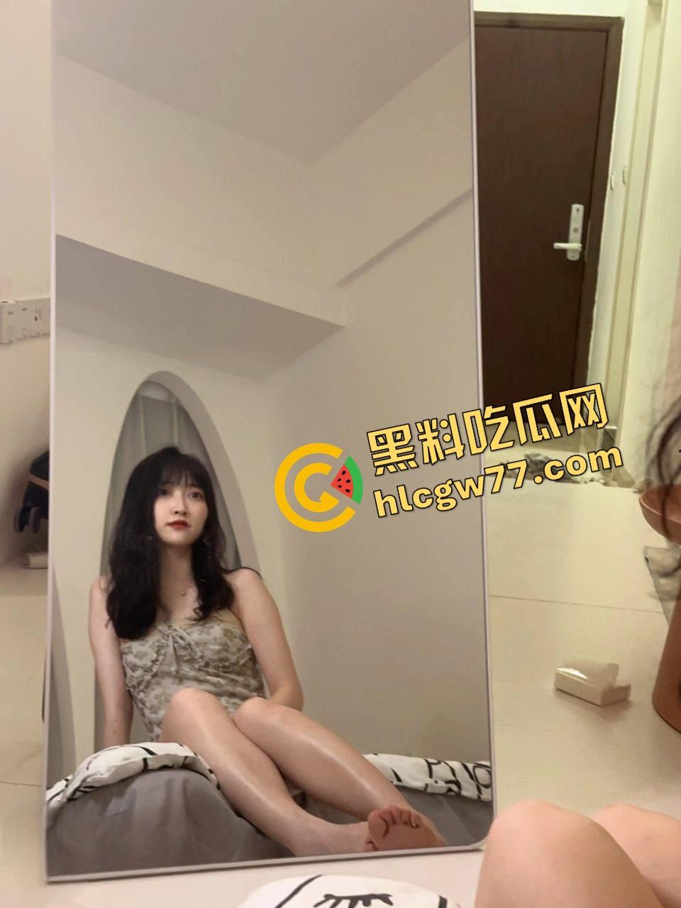 陕西西安交通大学『陈珂』被前男友爆料形象全靠演，做爱自拍舔屌求操，小逼黑得像煤球！-8