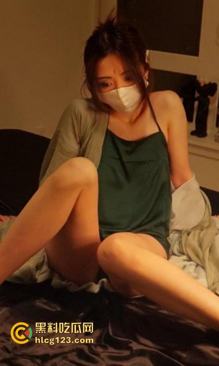 HongKongDoll玩偶姐姐「秋日清晨」9月最新写真重磅回归！清晨含住大屌的画面依旧经典，瓜友速来围观！-74