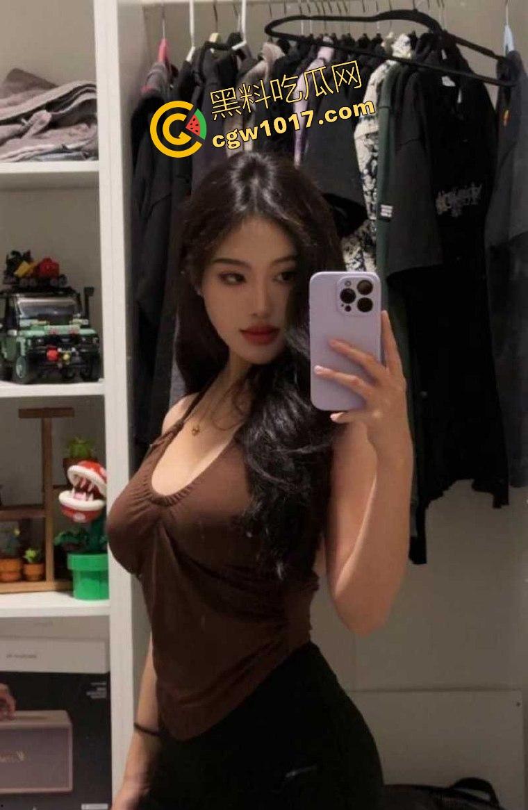 中国美术学院油画系女神【姚婷】极高颜值女神为达到财富自由选择下海卖逼，口活一流肥臀圆润，这身材真的爱了！-2