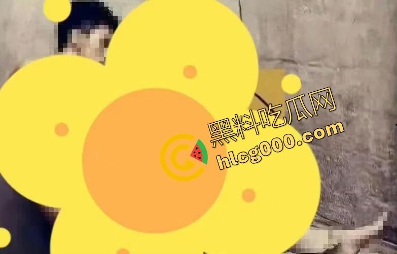 『许凯』被曝2cm惨瓜，酒后强奸未遂，绿18线女友许荔莎，背刺于正白月光，欢娱影视差点被杀穿！-8