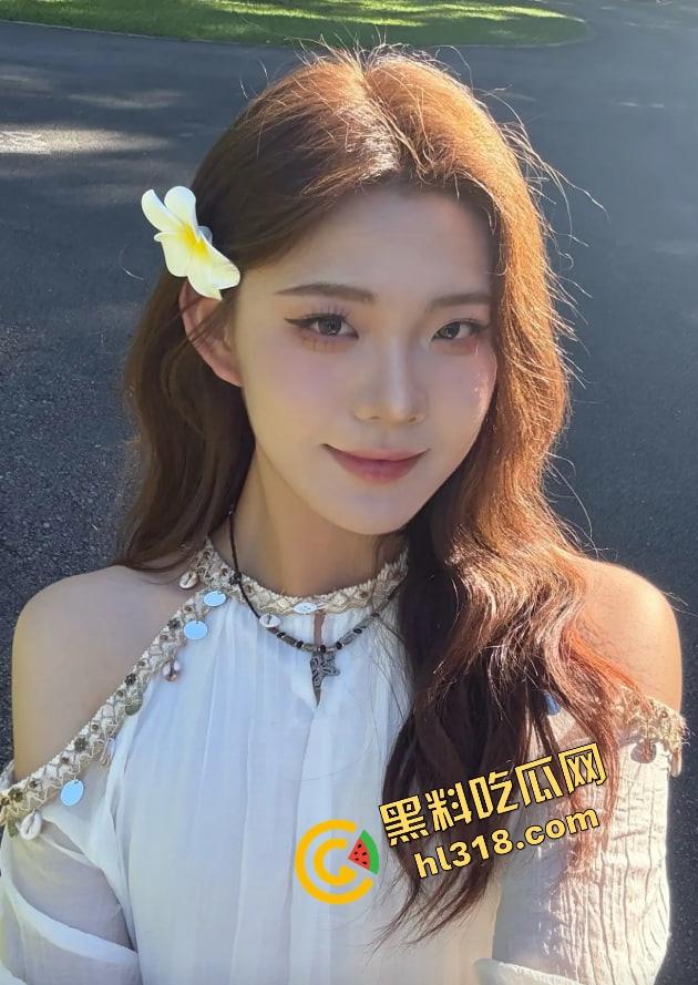 这不比红姐强百倍？抖音高颜女神『刘三好』站街卖身视频流出，极品身材竟然是男儿身，粉丝破大防！-11