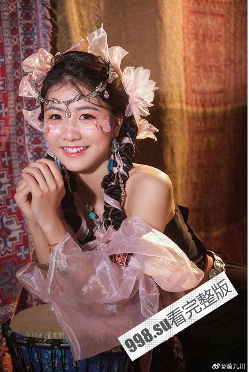 反差！18 岁女高中生 B 站百万粉丝 UP 主 落九川 私密器具视频流出-21