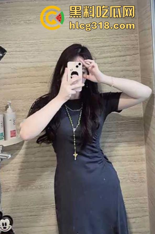 黑龙江工业大学【林琪琪】短发清纯校花，露奶口交私拍，深喉毒龙极致享受，全程主动榨精！-3