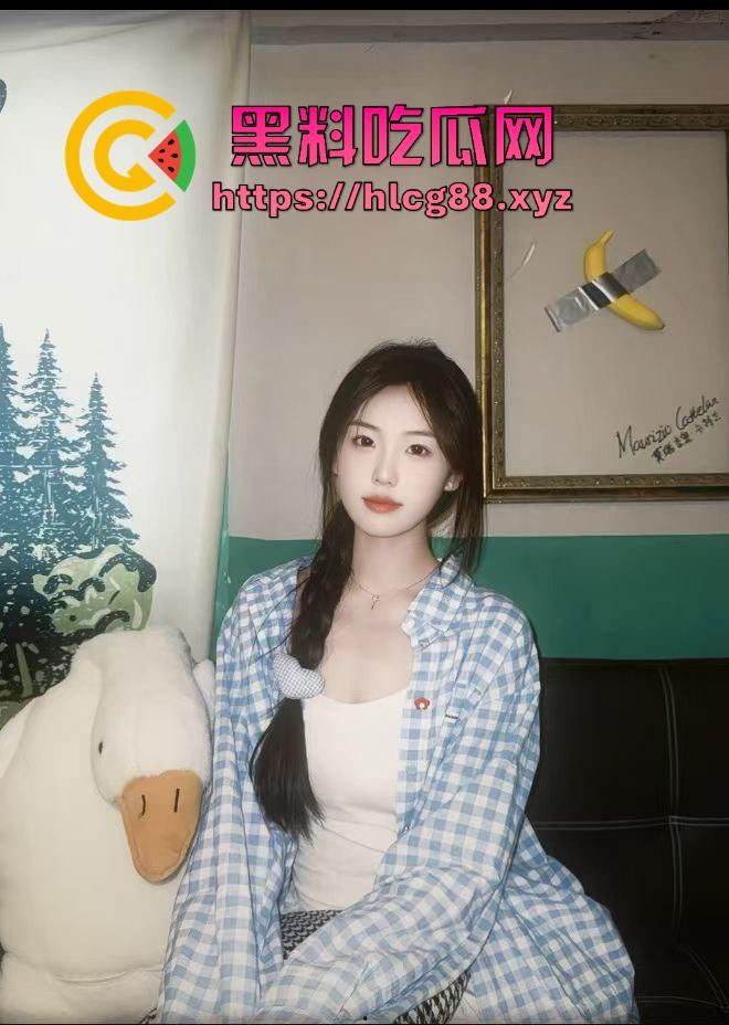 深圳罗湖三中『孙友鑫』动感炮机车练骚穴，家中炮机操穴喷淫瀑，飞流三千尺全是淫水透心凉！-4