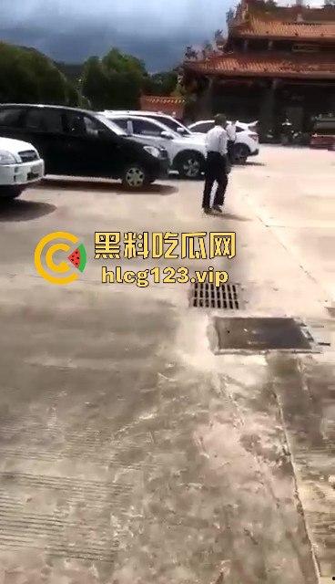 莲花公园惊现抛尸案！女尸泡得水肿，凶手太狠公园抛尸真是牛逼操作！-4