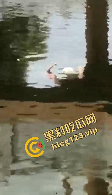 莲花公园惊现抛尸案！女尸泡得水肿，凶手太狠公园抛尸真是牛逼操作！-11