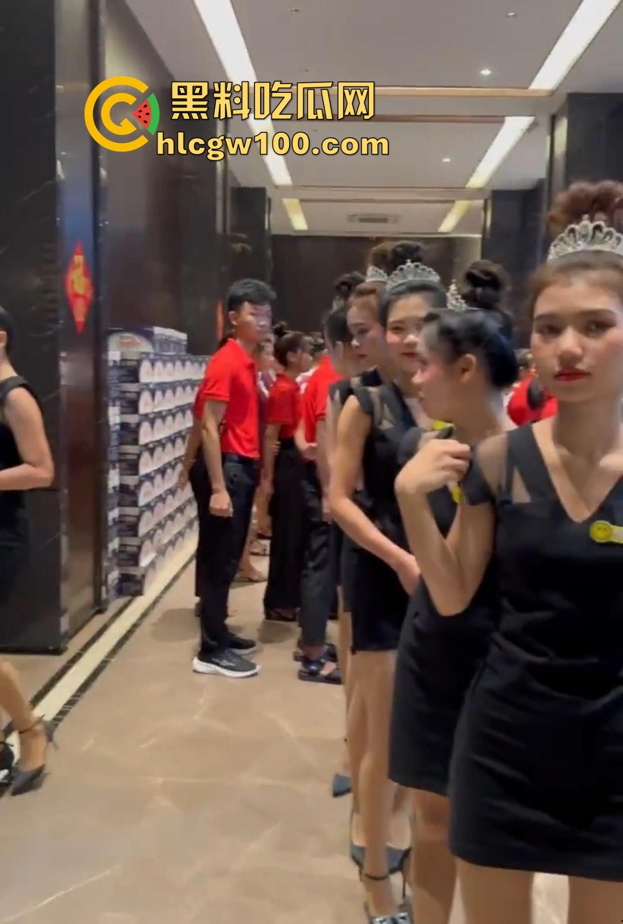 缅甸小姐姐的日常曝光,下班后颜值在线可甜可辣,生活不仅是开火车,瓜友速来当评委,看看缅甸妹子美到几分!-2