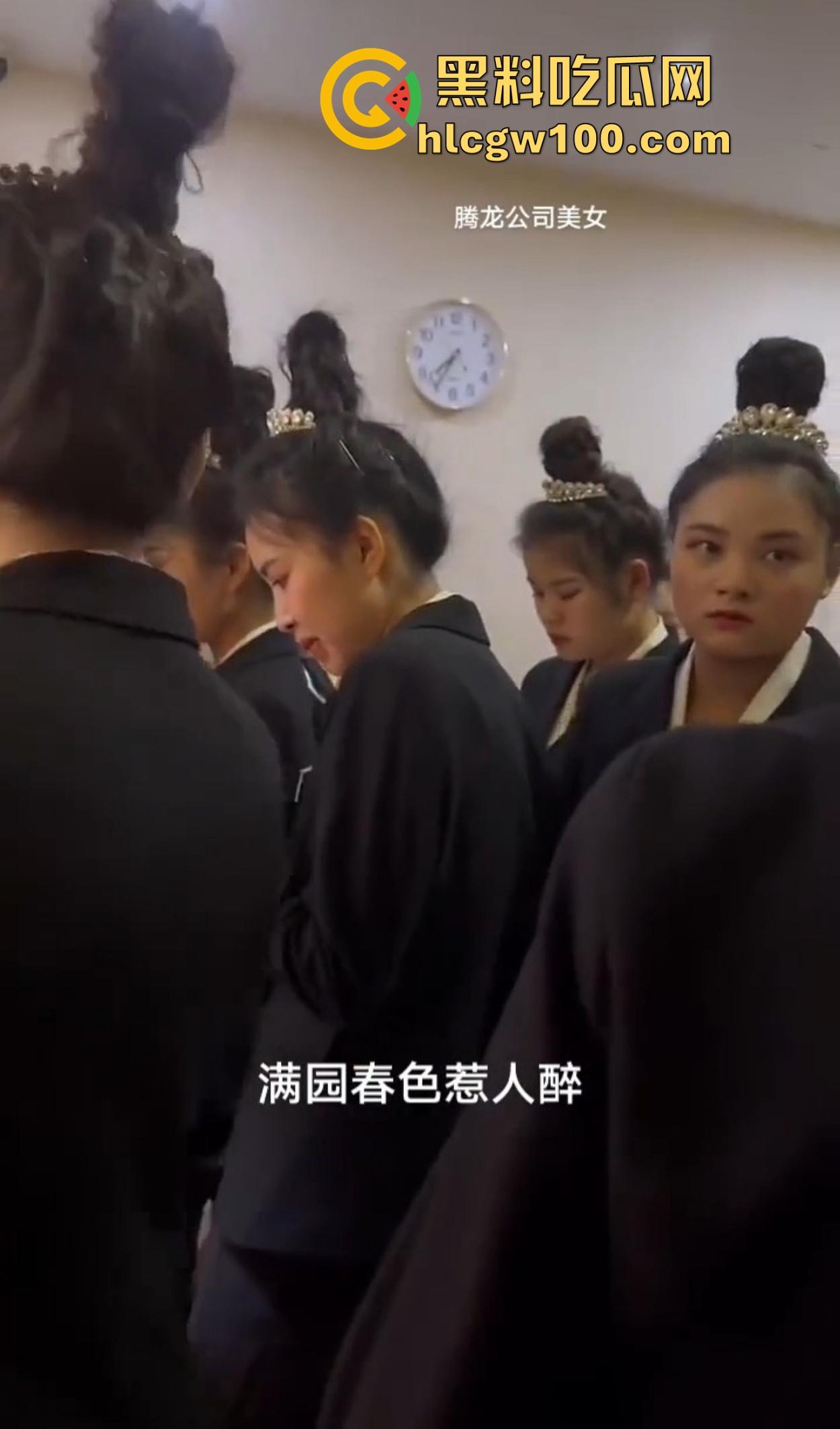 缅甸小姐姐的日常曝光,下班后颜值在线可甜可辣,生活不仅是开火车,瓜友速来当评委,看看缅甸妹子美到几分!-8