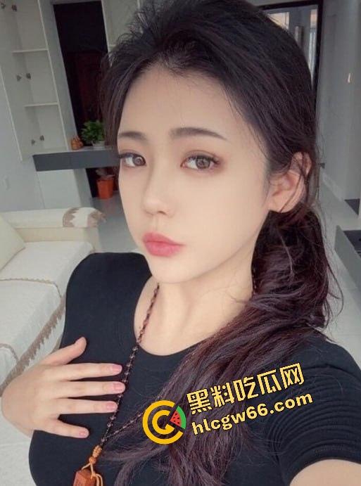 海航空乘【雨晴】172cm极品空姐下海变肉体绝品，黑丝长腿、天使脸庞换来床上蜜桃臀狂野榨精！-7