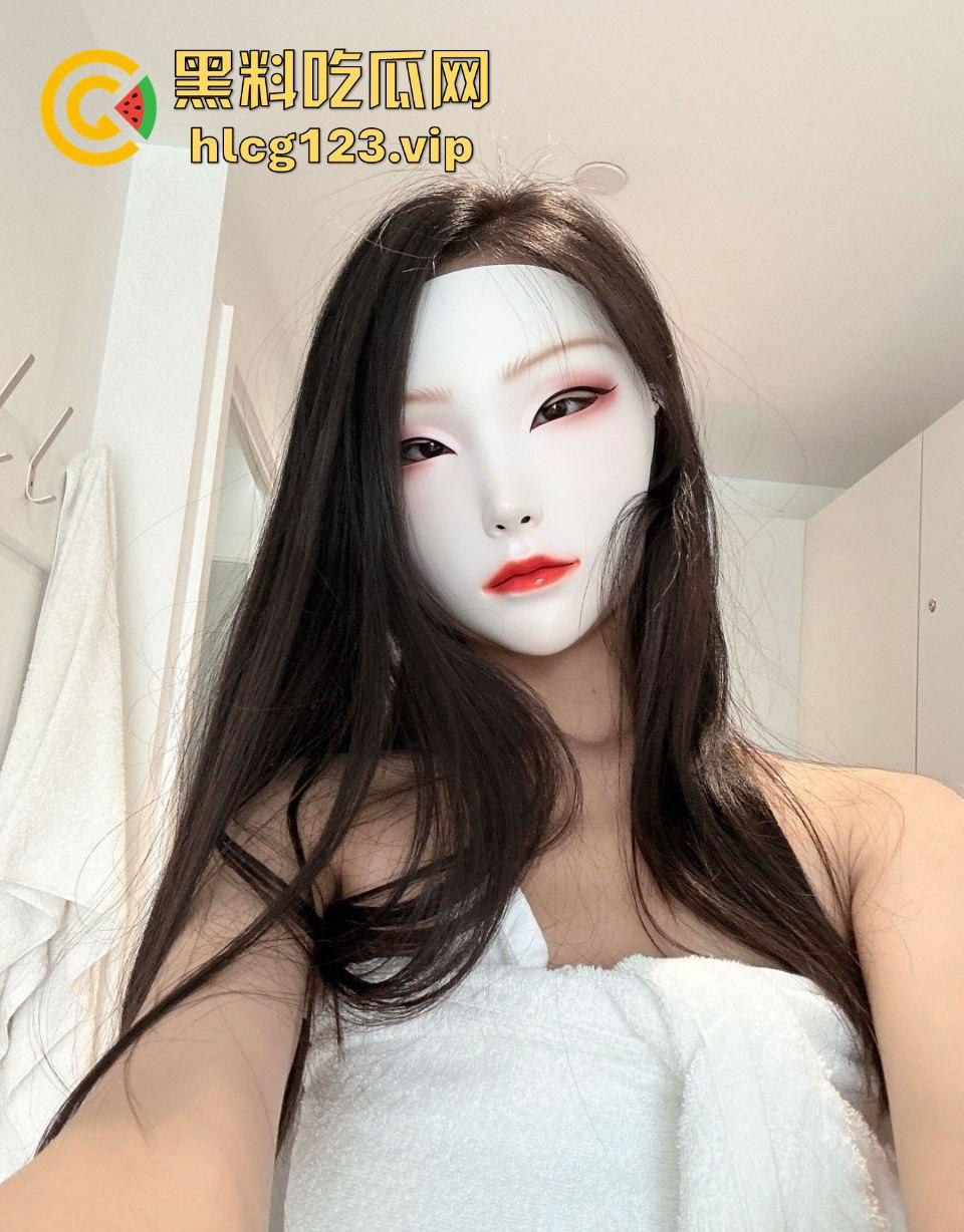 情侣嫩模SadMiss私拍泄密！面具加极品身材，吓人又撩人！-1