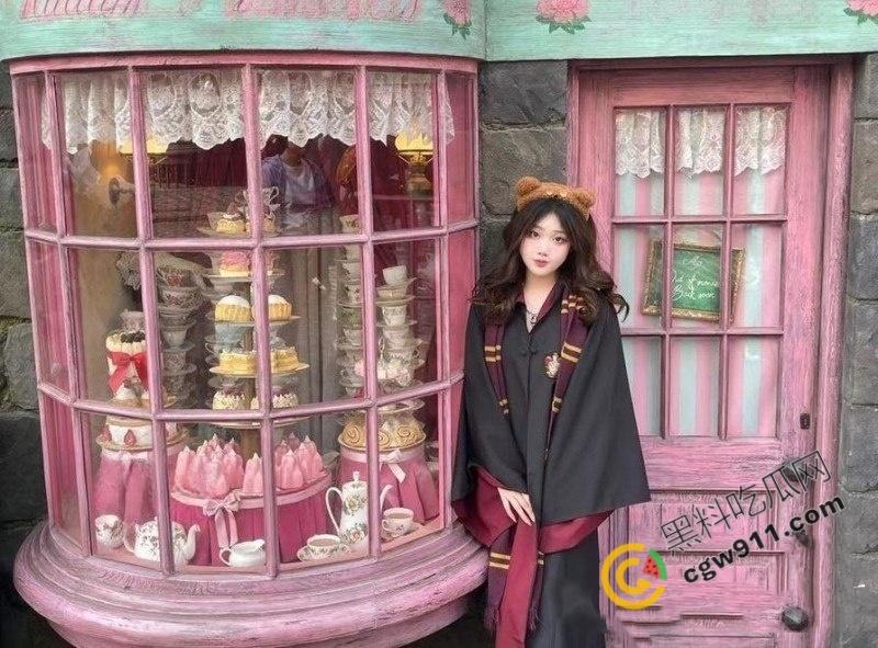 重庆校花【张颖】艳照门揭秘！露脸口交深喉，极品巨乳白嫩肌肤，痴狂滴水窄穴被大鸡巴狂插，淫荡喘息求欢-5