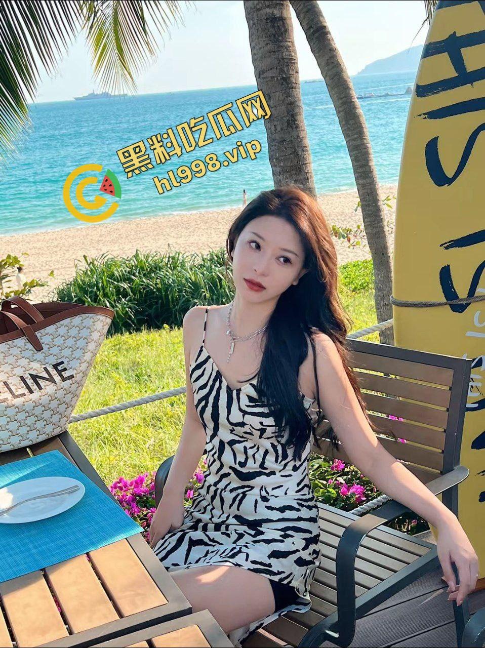 抖音风韵犹存少妇『zhuzhu』结婚前约炮大哥 最后找老实人嫁了 贱逼就该曝光 独家流出！-3