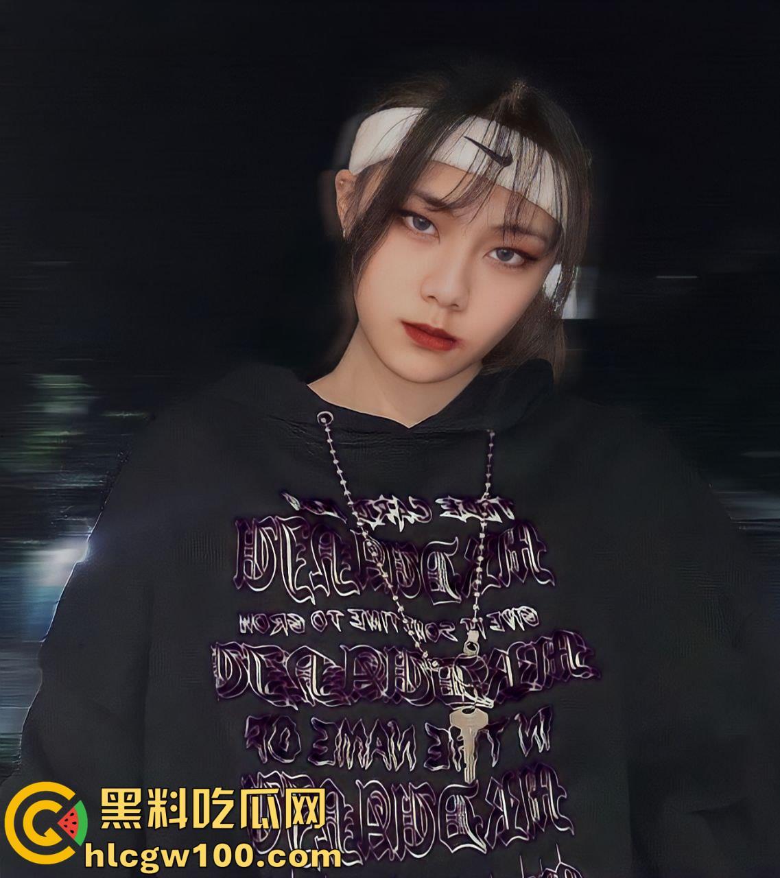 极品厌世脸台大反差母狗【朱晏妮】，对镜私拍女王S调教与被调教扣穴自慰多段独白-3